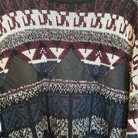 90s Campus Sweater Bold Blue, Black and Burgundy Crew Neck Vintage - Picture 3 of 10